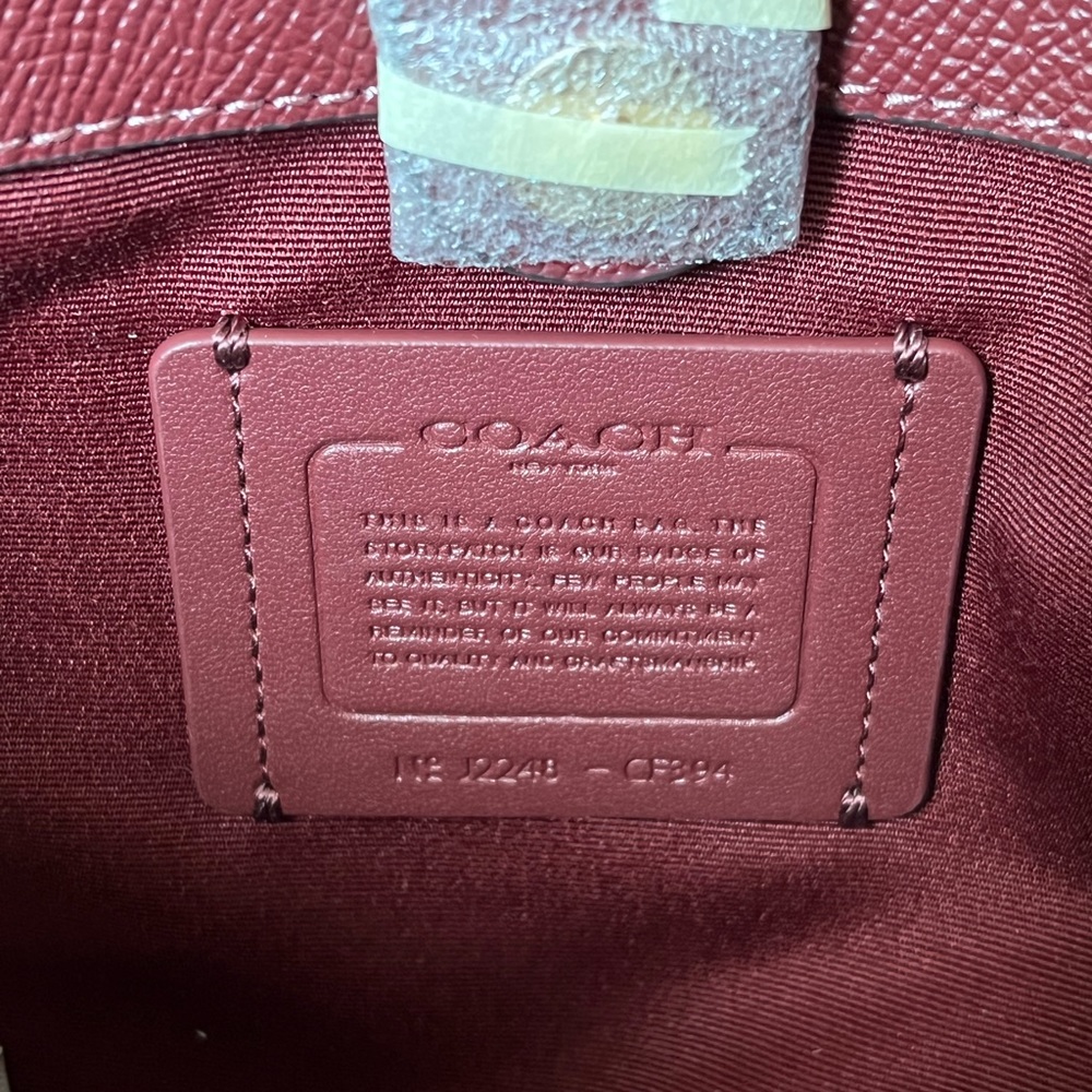 ✅Coach Set - Picture 9 of 16